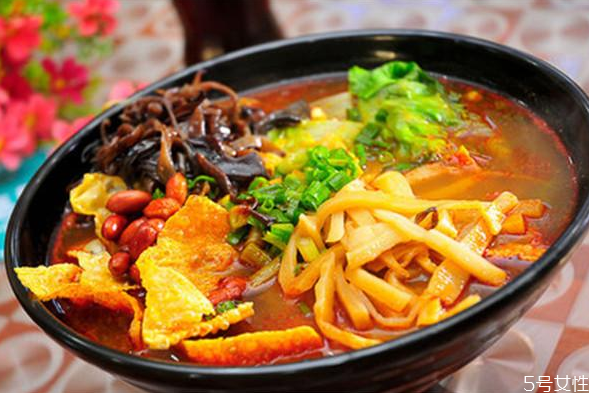 螺螄粉熱量高不高 減肥可以吃螺螄粉嗎 螺螄粉熱量高不高 減肥可以吃螺螄粉嗎