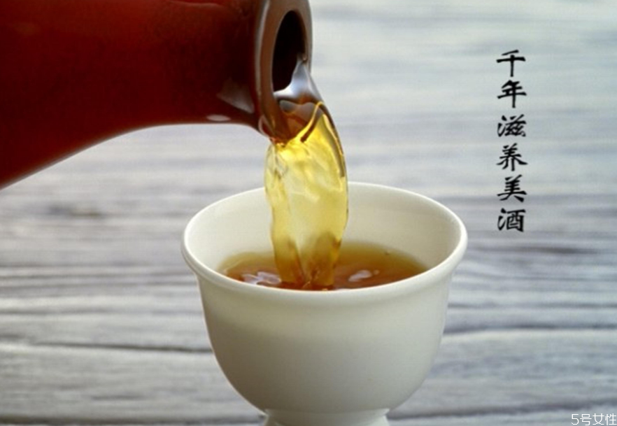 黃酒有沒(méi)有假酒 黃酒辨別真假 黃酒有沒(méi)有假酒 黃酒辨別真假