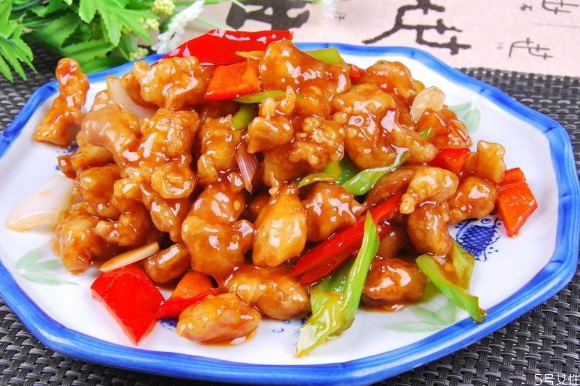 溜肉段的料汁怎么調(diào) 溜肉段怎么做又酥又脆 溜肉段的料汁怎么調(diào) 溜肉段怎么做又酥又脆