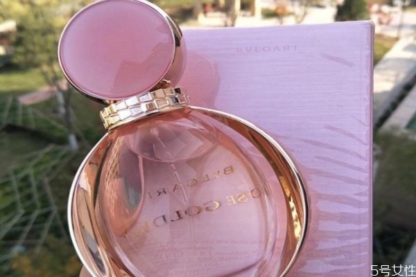 寶格麗玫瑰香水好聞嗎 寶格麗玫瑰金漾香水怎么樣 寶格麗玫瑰香水好聞嗎 寶格麗玫瑰金漾香水怎么樣