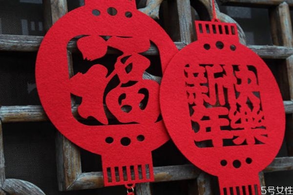 北方小年吃什么傳統(tǒng)食物 南方小年吃什么傳統(tǒng)食物 北方小年吃什么傳統(tǒng)食物 南方小年吃什么傳統(tǒng)食物