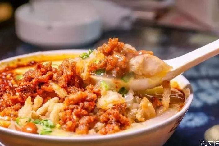 豆腐腦太稀是什么原因 豆腐腦不凝固怎么補(bǔ)救 豆腐腦太稀是什么原因 豆腐腦不凝固怎么補(bǔ)救