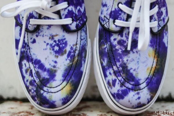 扎染的鞋子會(huì)掉色嗎 扎染掉色是不是正?，F(xiàn)象