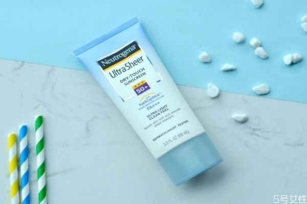 露得清防曬霜是物理防曬還是化學(xué)防曬 露得清防曬霜成分 露得清防曬霜是物理防曬還是化學(xué)防曬 露得清防曬霜成分