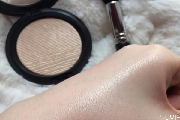 mac生姜高光保質(zhì)期多長時間 mac生姜高光注意事項(xiàng)