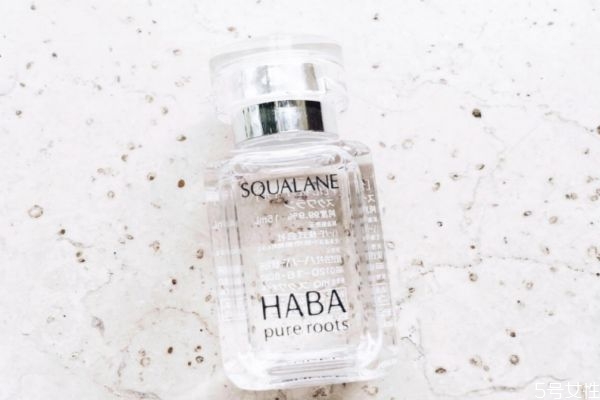 美容油可以當(dāng)潤滑劑用嗎 精油能當(dāng)潤滑油用嗎 美容油可以當(dāng)潤滑劑用嗎 精油能當(dāng)潤滑油用嗎