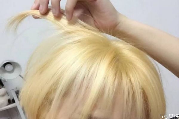 漂發(fā)可以濕發(fā)嗎 漂發(fā)可以直接染嗎 漂發(fā)可以濕發(fā)嗎 漂發(fā)可以直接染嗎