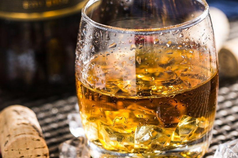 百加得朗姆酒多少錢(qián) 百加得朗姆酒怎么看真假