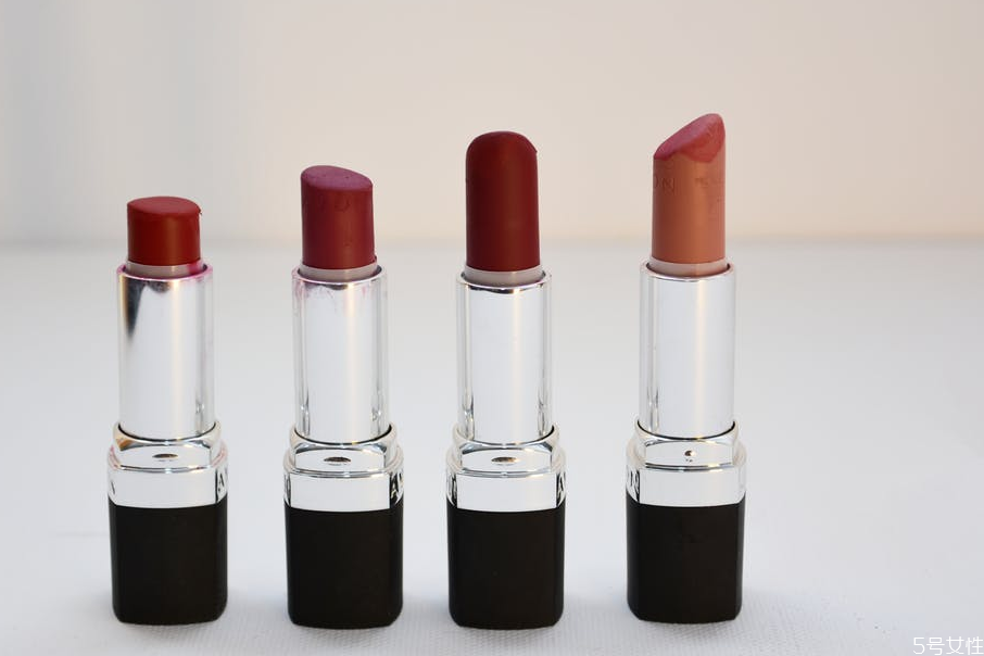 得物上面的口紅是真的嗎 毒上的口紅為什么便宜 得物上面的口紅是真的嗎 毒上的口紅為什么便宜