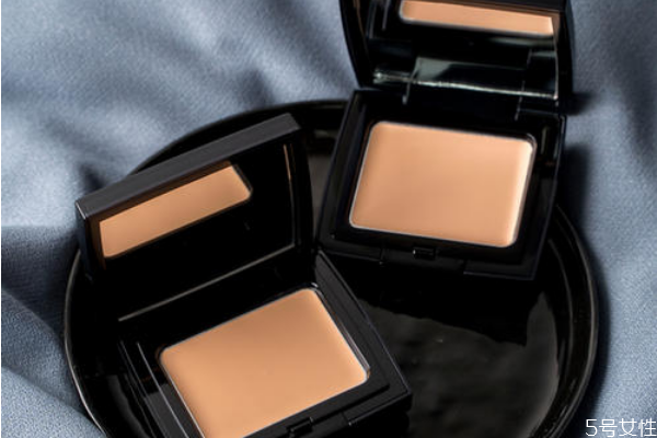 毛戈平粉膏可以用多久 毛戈平粉膏保質期