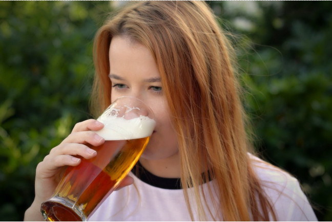 喝酒后吃什么食物能快速解酒防醉 喝酒后吃什么食物能快速解酒防醉