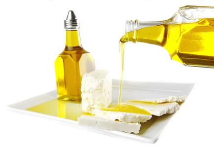 棉花籽油吃了對(duì)身體好不好 棉花籽油的功效與作用 棉花籽油吃了對(duì)身體好不好 棉花籽油的功效與作用