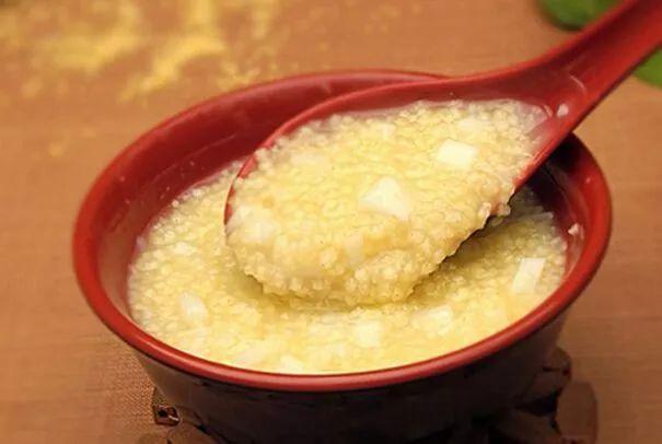 喝小米粥養(yǎng)胃嗎?對(duì)脾胃好嗎？