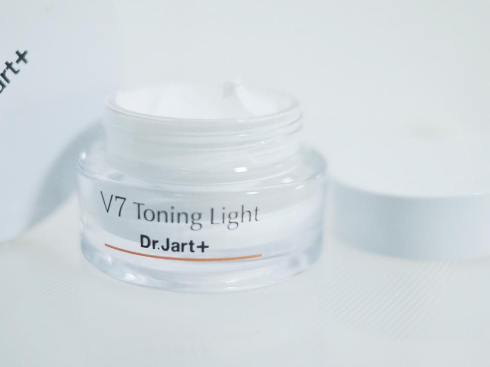 素顏霜可以遮痘痘嗎 素顏霜可以每天使用嗎 素顏霜可以遮痘痘嗎 素顏霜可以每天使用嗎