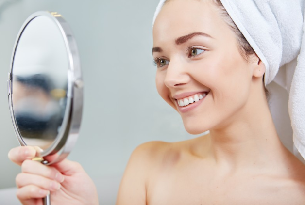 為什么一熬夜就長痘 熬夜就長痘痘是什么原因 為什么一熬夜就長痘 熬夜就長痘痘是什么原因