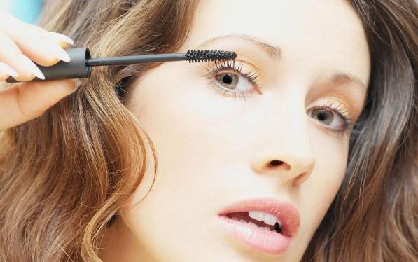 睫毛膏有防水的嗎 睫毛膏有害嗎 睫毛膏有防水的嗎 睫毛膏有害嗎