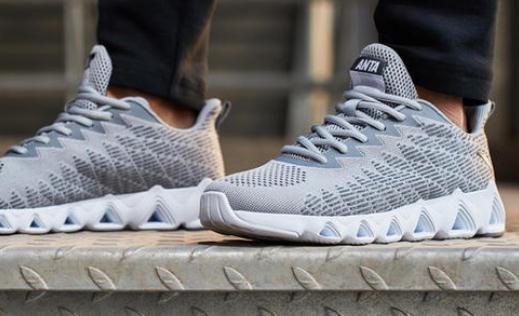 安踏運動鞋要買大一碼嗎 安踏運動鞋要買偏大的碼數(shù)嗎