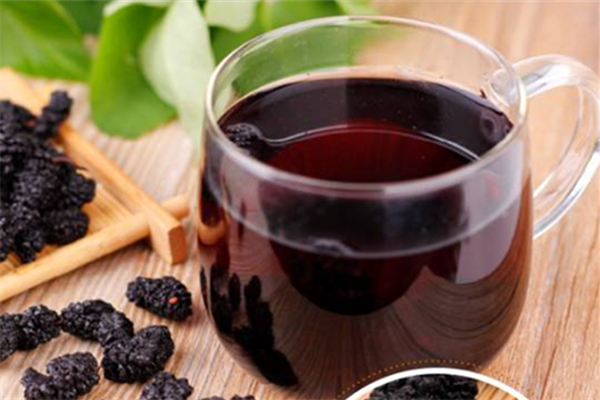 桑葚酒養(yǎng)生嗎 桑葚酒怎么做好喝 桑葚酒養(yǎng)生嗎 桑葚酒怎么做好喝