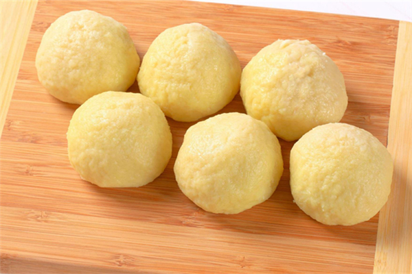 土豆是粗糧還是細(xì)糧 土豆減肥期間可以吃嗎 土豆是粗糧還是細(xì)糧 土豆減肥期間可以吃嗎