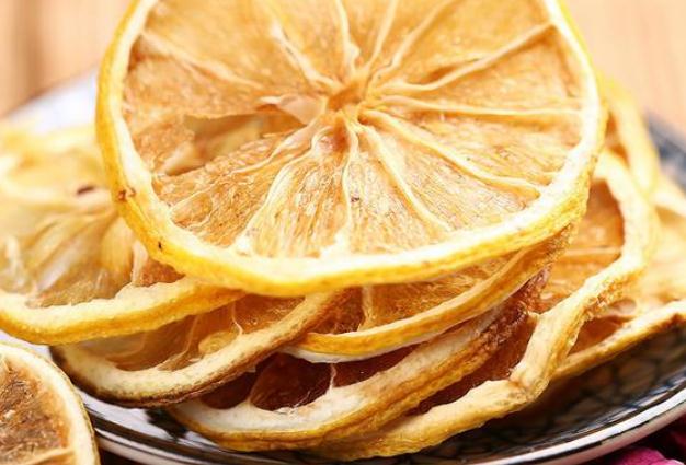 檸檬干片變黑還能吃嗎 檸檬干片變黑是什么原因 檸檬干片變黑還能吃嗎 檸檬干片變黑是什么原因