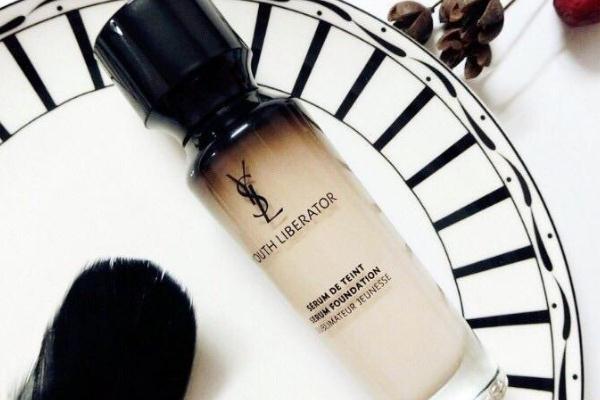 圣羅蘭粉底液色號(hào)怎么選 圣羅蘭粉底液推薦