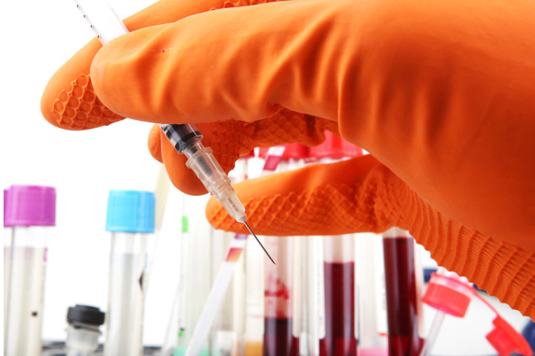 打新冠疫苗前一天吃了消炎藥 打新冠疫苗前一天能吃海鮮嗎