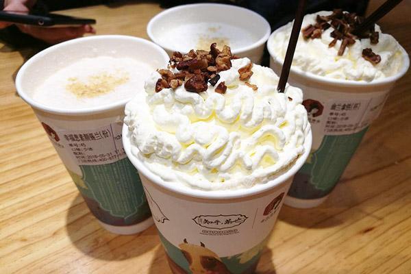 茶顏悅色奶茶品種及價(jià)格 茶顏悅色奶茶店為什么這么火 茶顏悅色奶茶品種及價(jià)格 茶顏悅色奶茶店為什么這么火