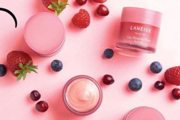 唇膜可以當(dāng)口紅打底嗎 唇膜可以涂臉上嗎 唇膜可以當(dāng)口紅打底嗎 唇膜可以涂臉上嗎