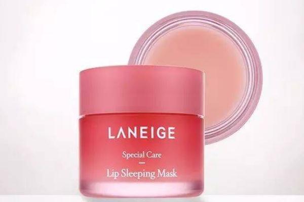 唇膜可以當(dāng)口紅打底嗎 唇膜可以涂臉上嗎 唇膜可以當(dāng)口紅打底嗎 唇膜可以涂臉上嗎