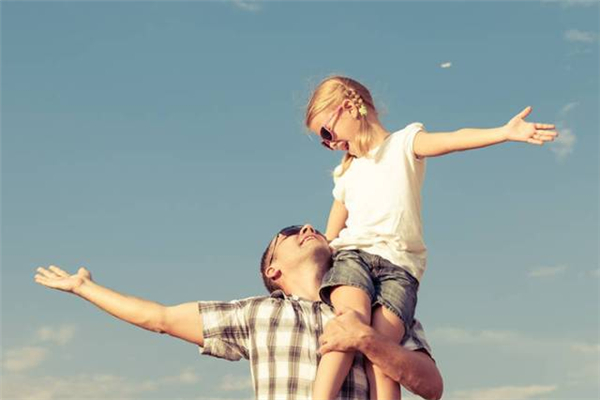 孩子智力開(kāi)發(fā)的最佳時(shí)期 孩子開(kāi)發(fā)智力吃點(diǎn)什么好 孩子智力開(kāi)發(fā)的最佳時(shí)期 孩子開(kāi)發(fā)智力吃點(diǎn)什么好