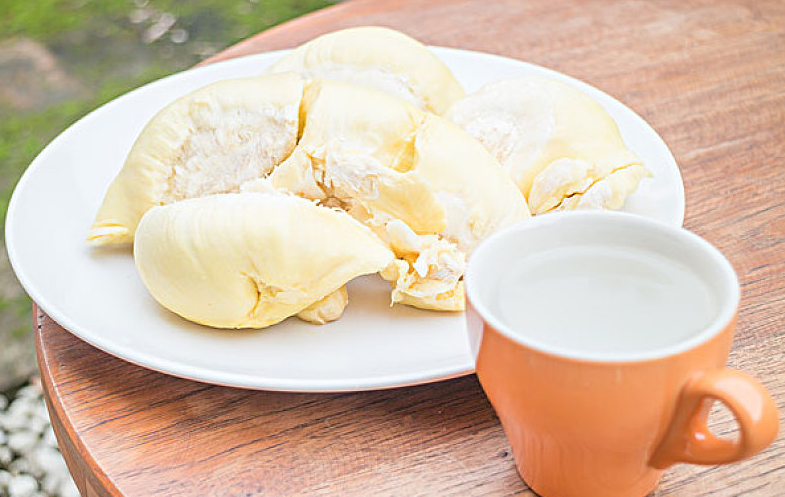 女性吃榴蓮最佳時間 吃榴蓮的7大禁忌 女性吃榴蓮最佳時間 吃榴蓮的7大禁忌