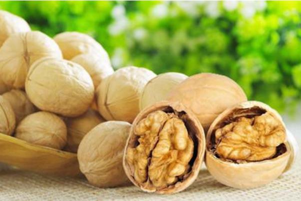 核桃能放多長(zhǎng)時(shí)間 核桃肉放久了會(huì)怎么樣