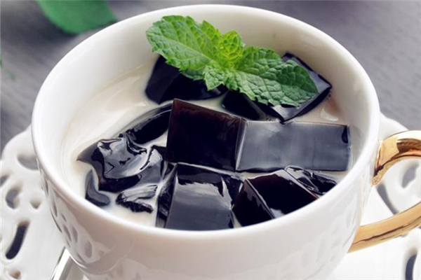 龜苓膏苦是怎么回事 龜苓膏與什么搭配好吃 龜苓膏苦是怎么回事 龜苓膏與什么搭配好吃