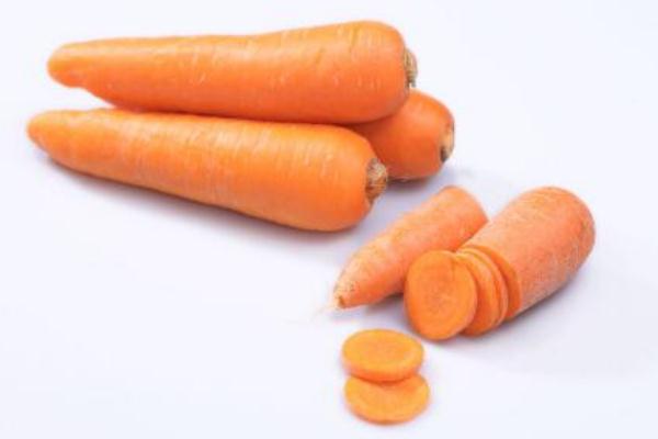 胡蘿卜有幾種顏色 胡蘿卜的常見品種 胡蘿卜有幾種顏色 胡蘿卜的常見品種