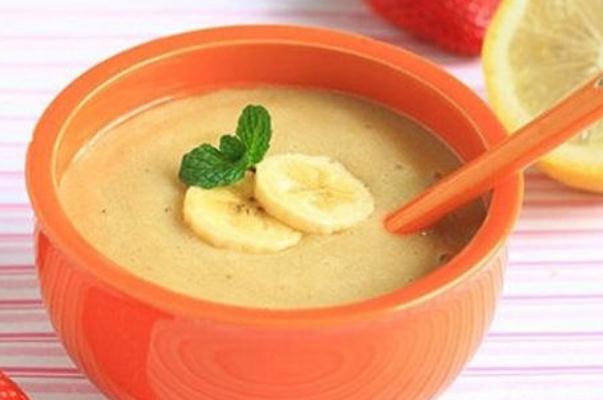 嬰兒添加輔食要放油嗎 嬰兒添加輔食要具備什么條件 嬰兒添加輔食要放油嗎 嬰兒添加輔食要具備什么條件