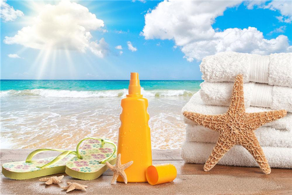 防曬霜和防曬噴霧有什么區(qū)別 防曬霜和防曬噴霧哪個(gè)好 防曬霜和防曬噴霧有什么區(qū)別 防曬霜和防曬噴霧哪個(gè)好
