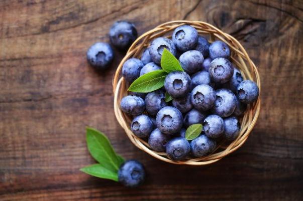 藍(lán)莓孕婦可以吃嗎 孕婦吃了藍(lán)莓會(huì)怎樣 藍(lán)莓孕婦可以吃嗎 孕婦吃了藍(lán)莓會(huì)怎樣