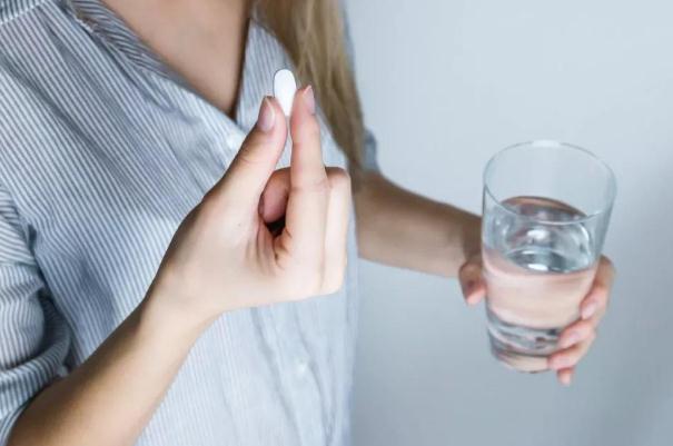 孕婦感冒可以吃雞蛋嗎 孕婦感冒可以泡腳嗎 孕婦感冒可以吃雞蛋嗎 孕婦感冒可以泡腳嗎