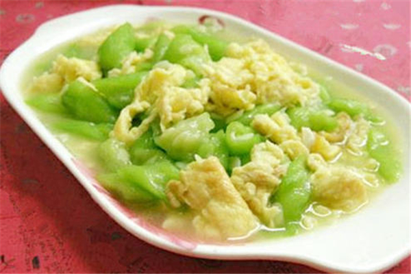 絲瓜可以生吃嗎 絲瓜生吃好還是熟吃好 絲瓜可以生吃嗎 絲瓜生吃好還是熟吃好