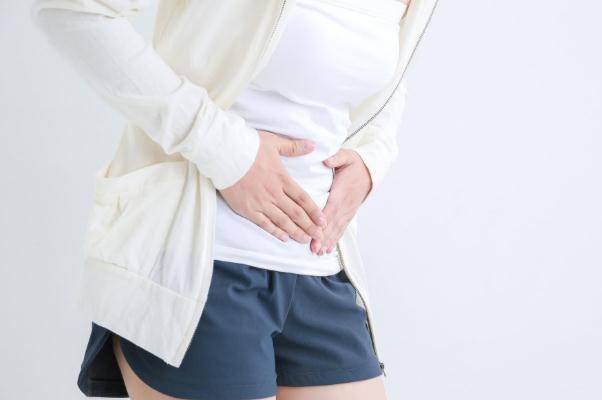 胃潰瘍疼痛規(guī)律 胃潰瘍要做手術(shù)嗎 胃潰瘍疼痛規(guī)律 胃潰瘍要做手術(shù)嗎