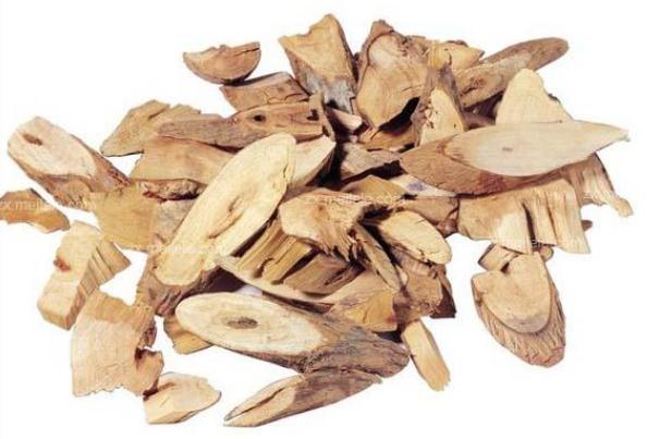 當(dāng)歸的禁忌和副作用 當(dāng)歸吃多了會(huì)怎么樣