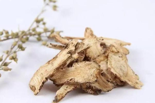 當(dāng)歸的禁忌和副作用 當(dāng)歸吃多了會(huì)怎么樣