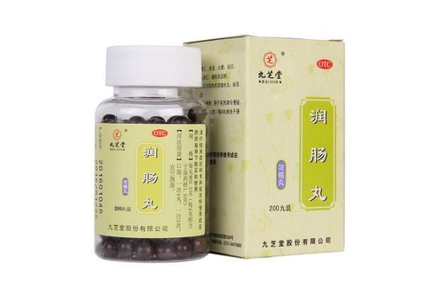 吃胃藥可以喝酒嗎 吃胃藥可以喝牛奶嗎