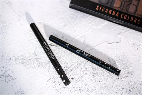 眼線筆會(huì)不會(huì)傷害眼睛 眼線筆會(huì)導(dǎo)致眼睛過(guò)敏嗎