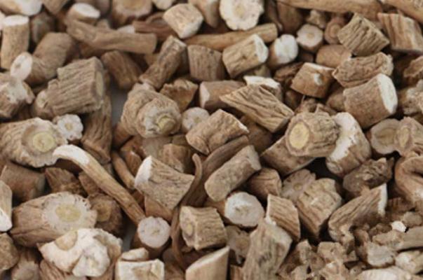 板藍根對喉嚨痛有效嗎 板藍根對扁桃體發(fā)炎有用嗎 板藍根對喉嚨痛有效嗎 板藍根對扁桃體發(fā)炎有用嗎