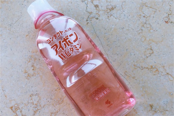 洗眼液用的時候眼睛能睜開嗎 洗眼液睜眼洗還是閉眼洗 洗眼液用的時候眼睛能睜開嗎 洗眼液睜眼洗還是閉眼洗