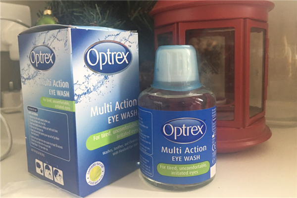 洗眼液真的能洗出眼睛里的臟東西嗎 洗眼液洗出來的白色漂浮物是什么 洗眼液真的能洗出眼睛里的臟東西嗎 洗眼液洗出來的白色漂浮物是什么