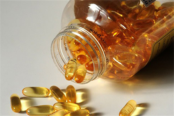 魚油膠囊可以軟化血管嗎 魚油膠囊適合哪些人 魚油膠囊可以軟化血管嗎 魚油膠囊適合哪些人