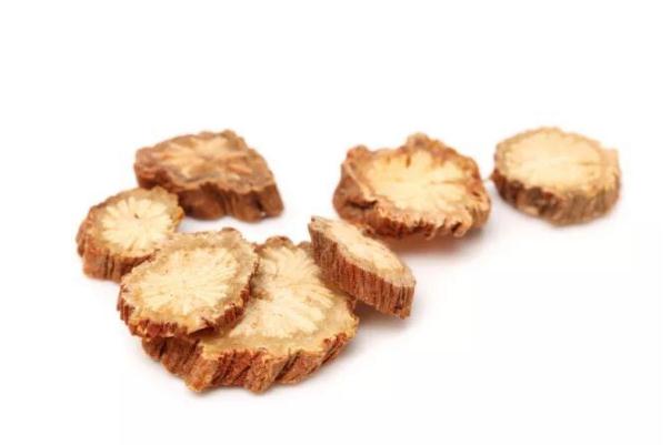 丹參可以泡腳嗎 丹參泡腳的功效與作用 丹參可以泡腳嗎 丹參泡腳的功效與作用