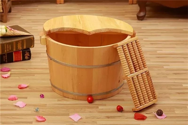 泡腳有什么好處 泡腳時(shí)間越長(zhǎng)越好嗎